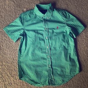 Green plaid button down short sleeve shirt